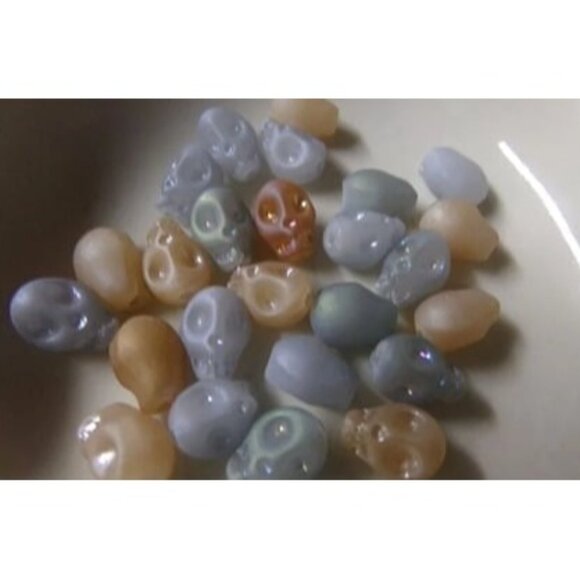 Mixed Color Frosted Skull Glass Beads - Picture 1 of 2